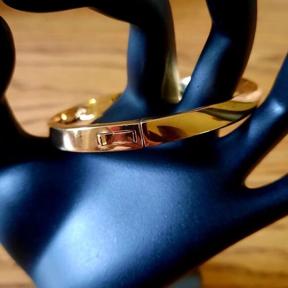 KATE SPADE ♤ Do The Twist Vintage Rosegold Hinged Bracelet MINIMALIST - Picture 3 of 9